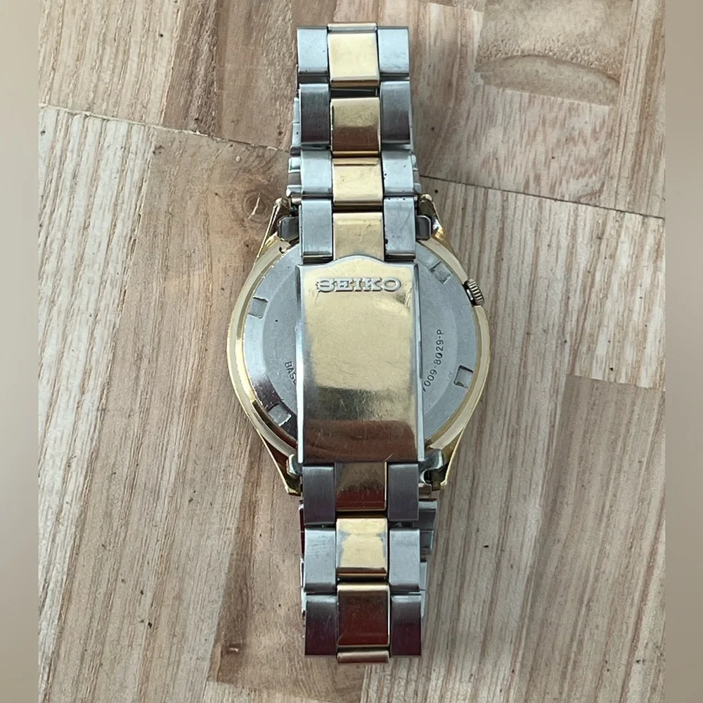 Seiko Automatic 17 Jewels Rare Vintage Men's Watch Gold-Dial Two-Tone Bracelet